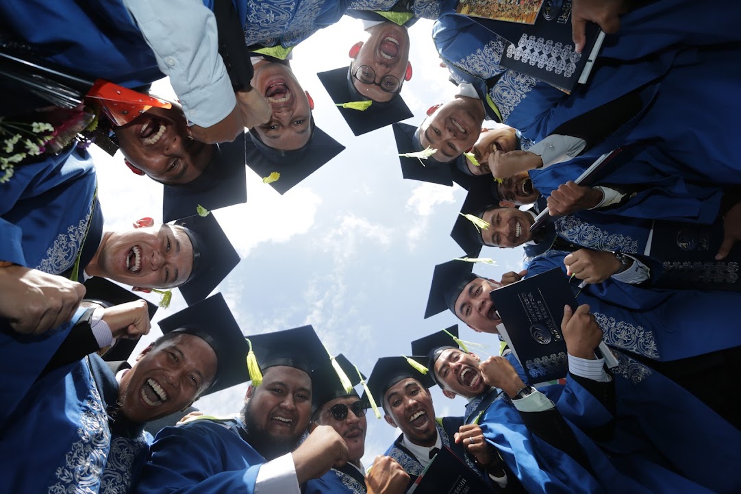 Explore Our Comprehensive Graduate Programs